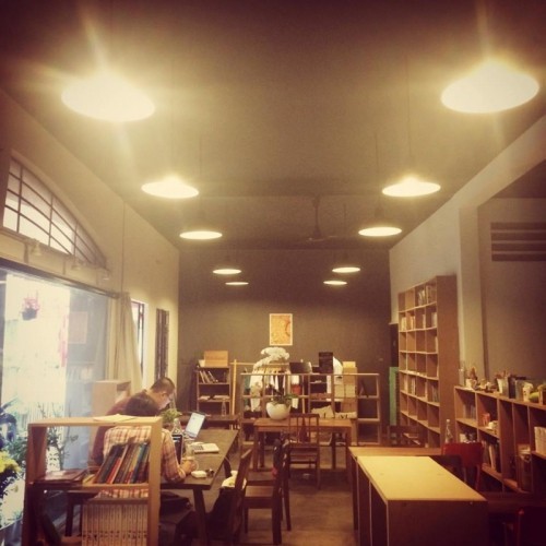 6 quán cafe sách yên tĩnh nhất ở tp. hcm