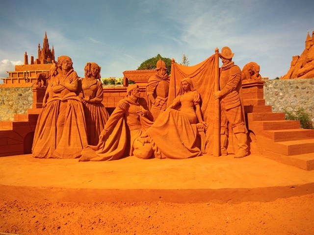 đặt phòng, điểm đến, lộ diện “công viên tượng cát” siêu hoành tráng tại việt nam