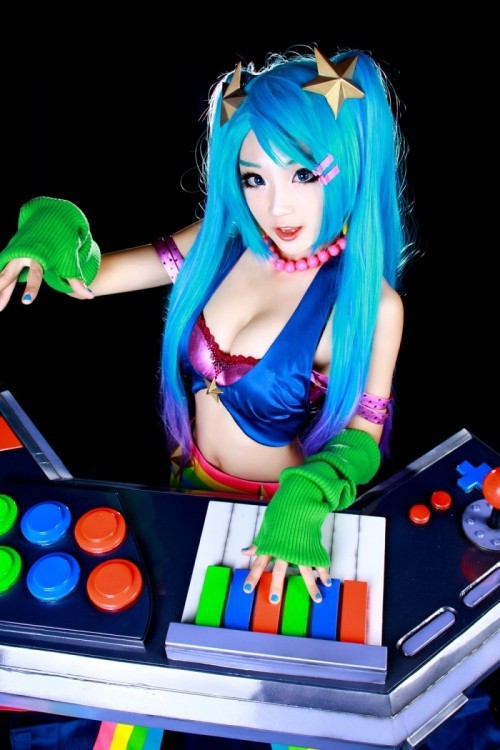 10 tạo hình cosplay đẹp nhất của game liên minh huyền thoại