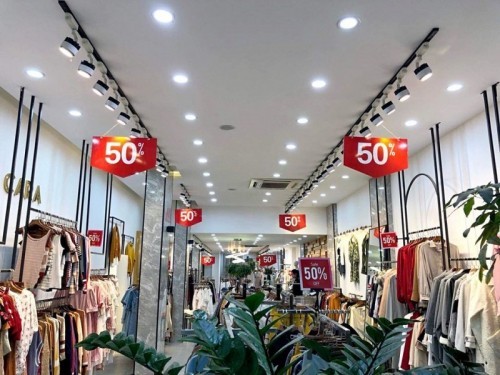 7 shop thời trang rẻ và đẹp nhất dành cho sinh viên tại Hà Nội