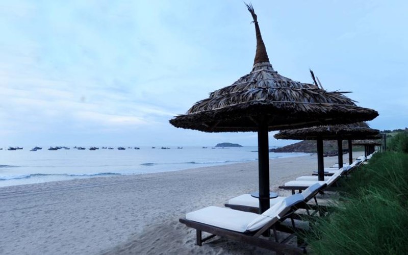 đặt phòng, khách sạn, khach san phan thiet, mui ne bay resort, resort phan thiet, không gian bungalow huyền bí ở mui ne bay resort