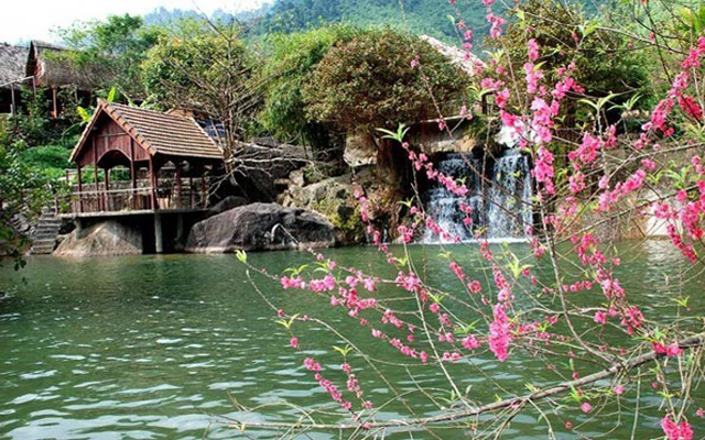 Điểm danh những con suối đẹp như mơ tại Đà nẵng không thể bỏ qua