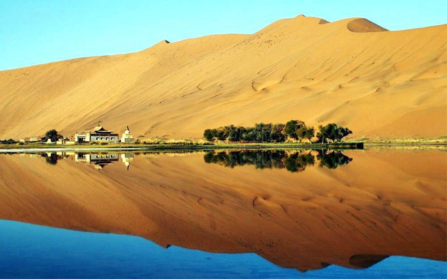 sa mạc gobi - điểm du lịch hấp dẫn, mới lạ thu hút du khách