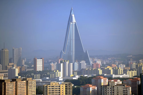 Bí ẩn của khách sạn 105 tầng chưa từng đón khách ở Triều Tiên