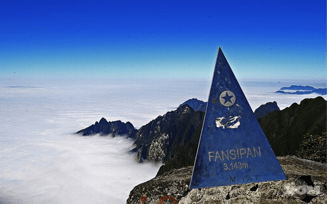 Kinh nghiệm chinh phục đỉnh Fanxipan – Nóc nhà Đông Dương