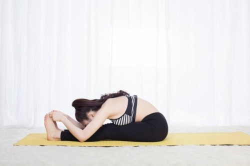 12 tư thế yoga giúp bạn ngủ ngon giấc