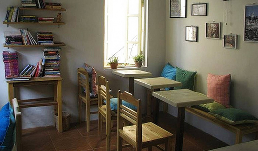 ẩm thực, quán cafe, tổng hợp 16 quán cafe sách ở hà nội yên tĩnh cho các mọt sách