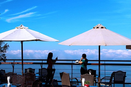 cà phê view đẹp, đà lạt, quán cafe đẹp, tam đảo, những quán cà phê với tay như chạm được mây