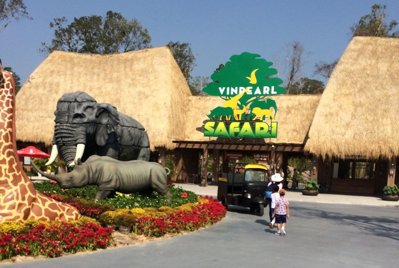 thích thú vui chơi tại vườn thú vinpearl safari phú quốc