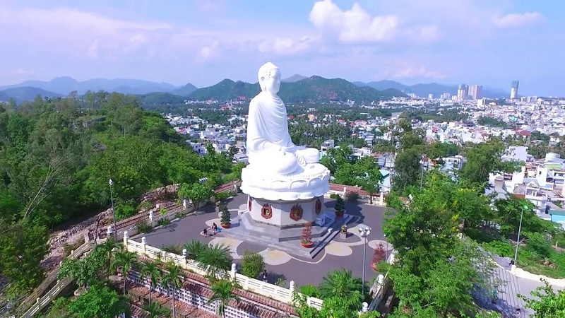 Tham quan ngôi chùa có tượng Phật nằm trên đỉnh đồi - Chùa Long Sơn