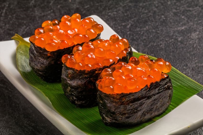 du lịch nhật bản mùa hoa anh đào: thưởng thức món sushi