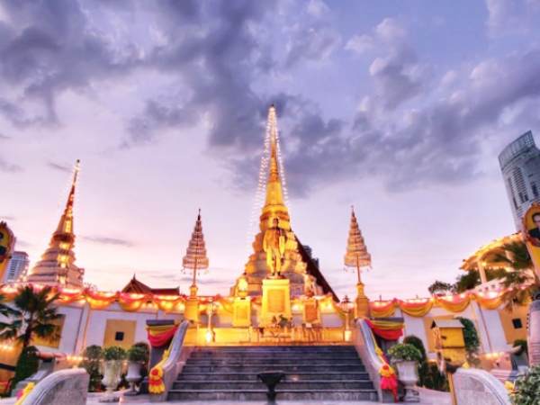 Du lịch Thái Lan: Tham quan Top 3 ngôi chùa linh thiêng nhất