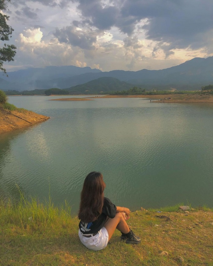 Thưởng ngoạn những hồ nước đẹp ở Đà Nẵng khiến ai cũng rung rinh