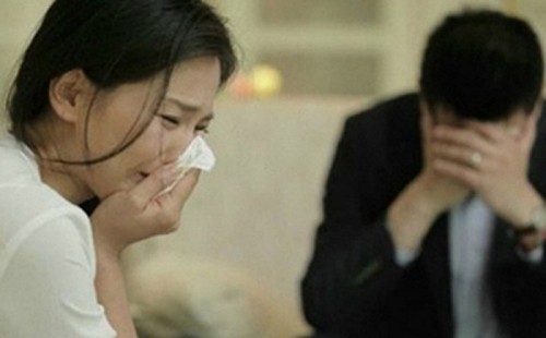 9 điều người chồng tốt sẽ làm khi vợ khóc