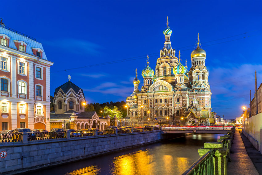 Du lịch Nga: Tham quan Quảng trường Hoàng gia 