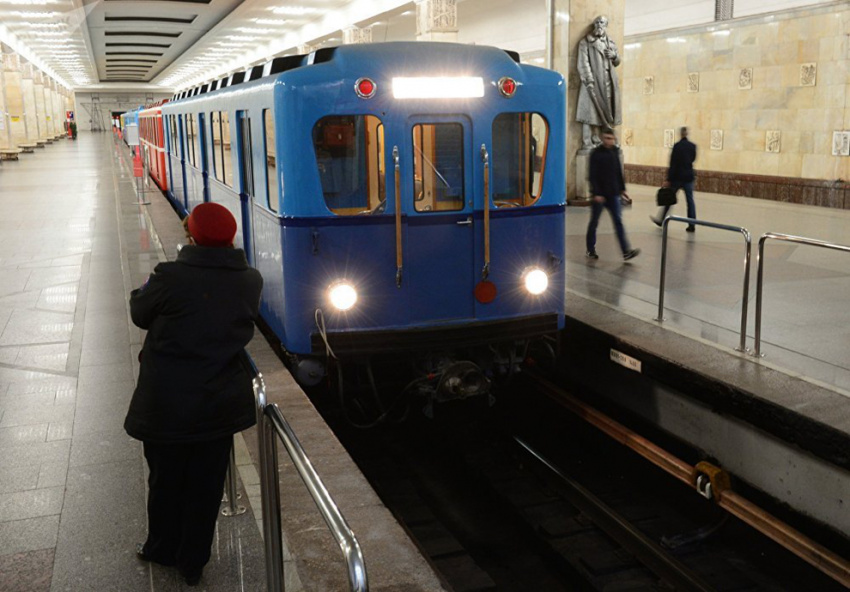 Du lịch Nga: Tham quan hệ thống tàu điện ngầm Metro – Moscow