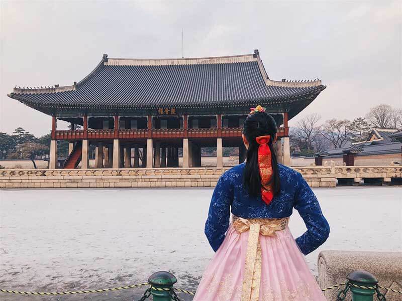 khách du lịch hàn quốc muốn bình yên, hãy đến gyeongbokgung