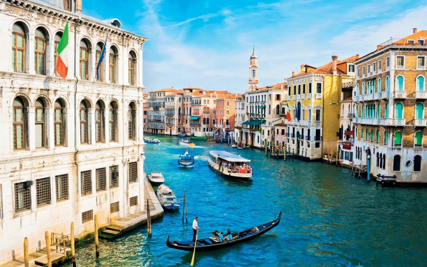Du lịch Châu Âu mùa Đông khám phá thành phố Venice