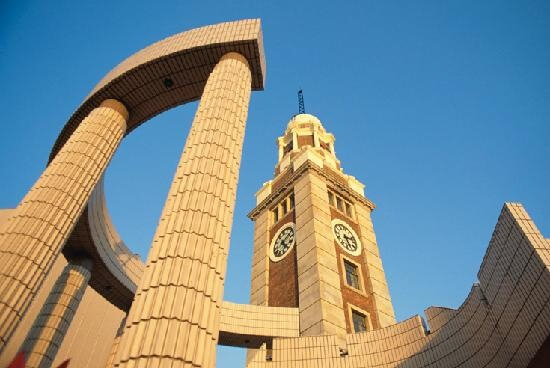 tháp đồng hồ - điểm du lịch hấp dẫn tại hồng kông
