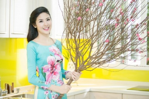 5 hoa hậu được yêu thích nhất Việt Nam