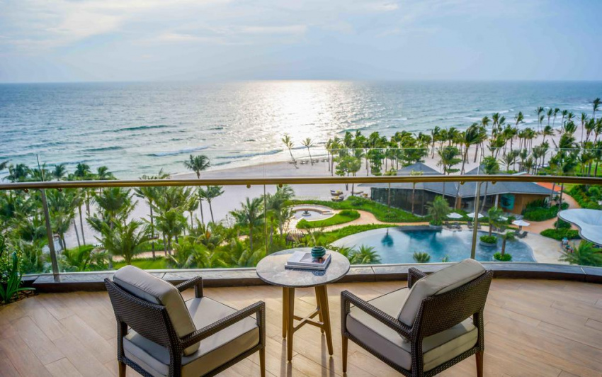 beautiful resort in phu quoc, beautiful resort of vietnam, new year's eve 2021, phu quoc, travel new year's eve, 5 luxury, fine, smooth resorts that everyone loves in phu quoc