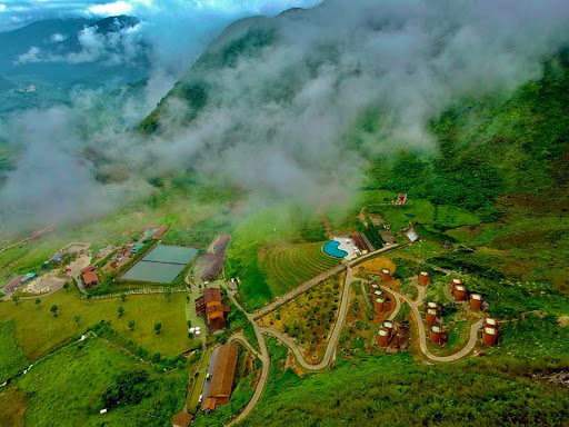 The unique H’Mong basket-shaped resort in Ha Giang