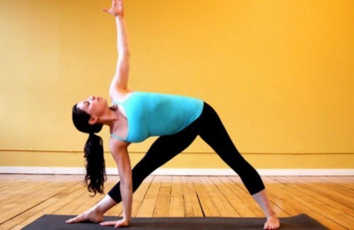 8 động tác yoga phát triển chiều cao
