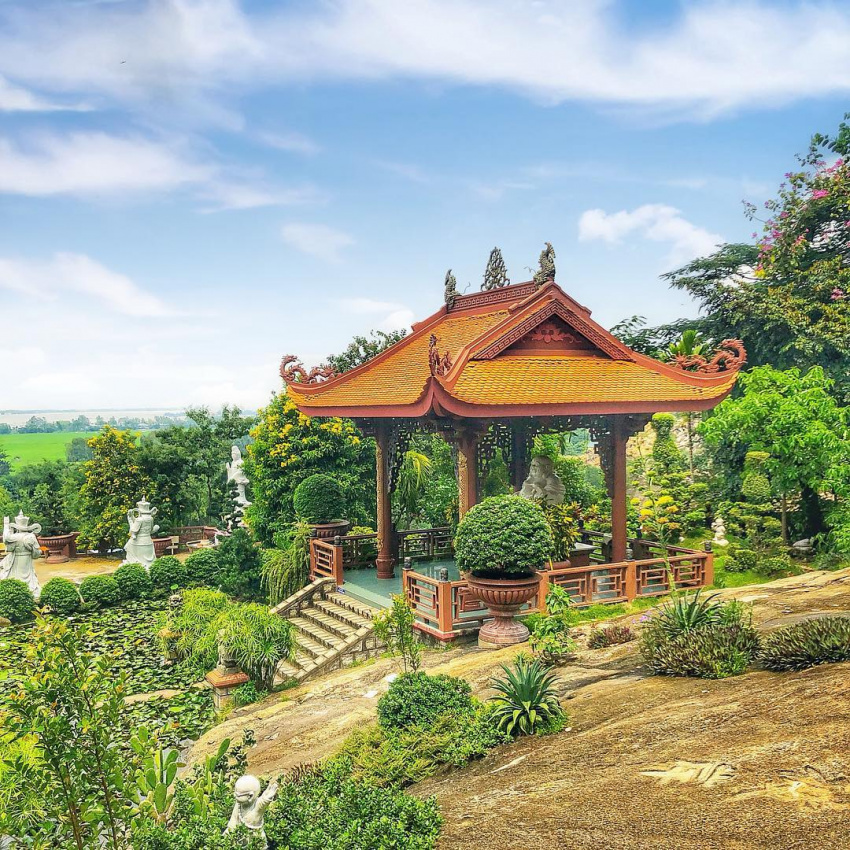 Hang Pagoda – An Giang’s “fairy scene”