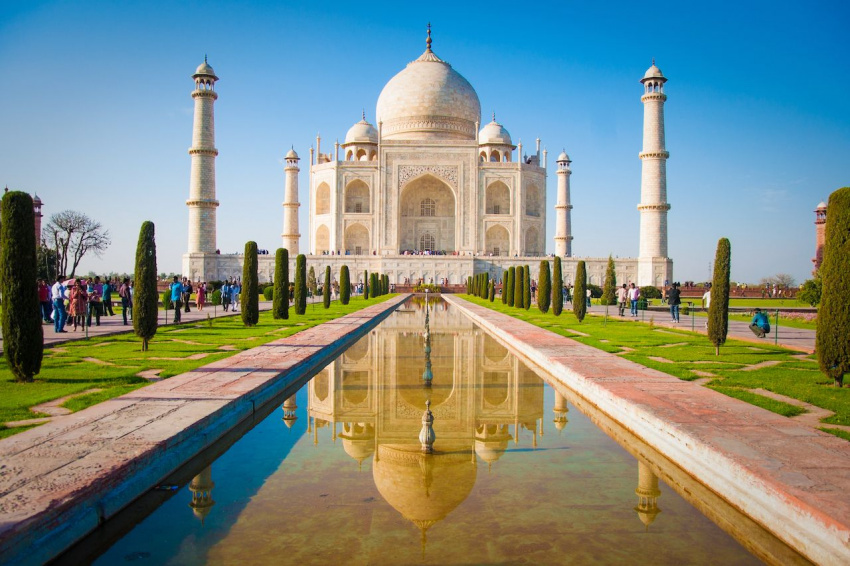 Admire amazing images of the new 7 wonders of the world