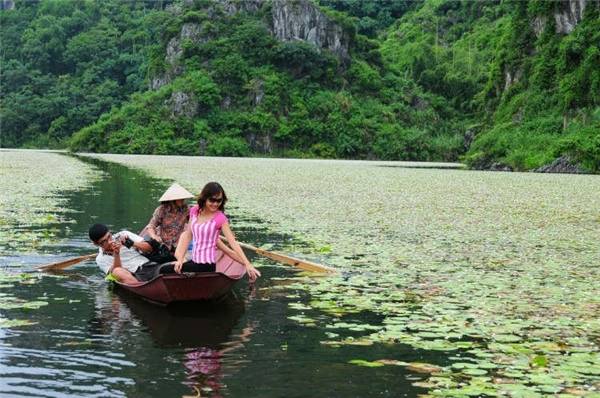 camping location, tourist attraction, tourist attractions near hanoi, weekend travel, 4 tourist destinations near hanoi that are suitable for weekend camping with family