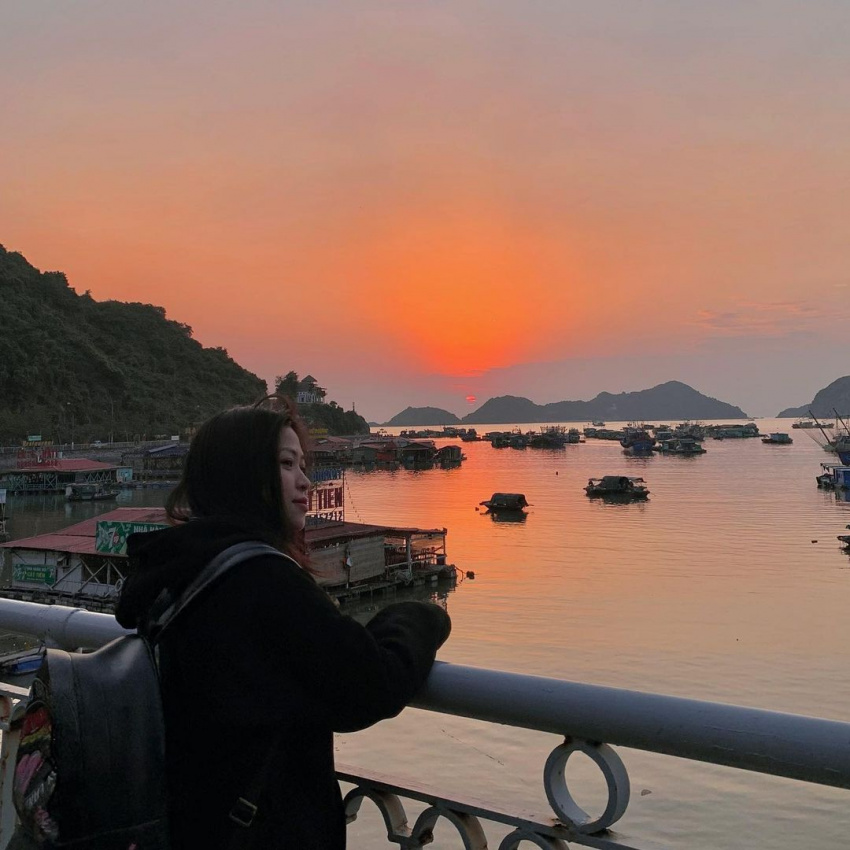 cat ba, tourist resort, travel near hanoi, weekend travel, revealing the coordinates to watch the beautiful sunrise in cat ba