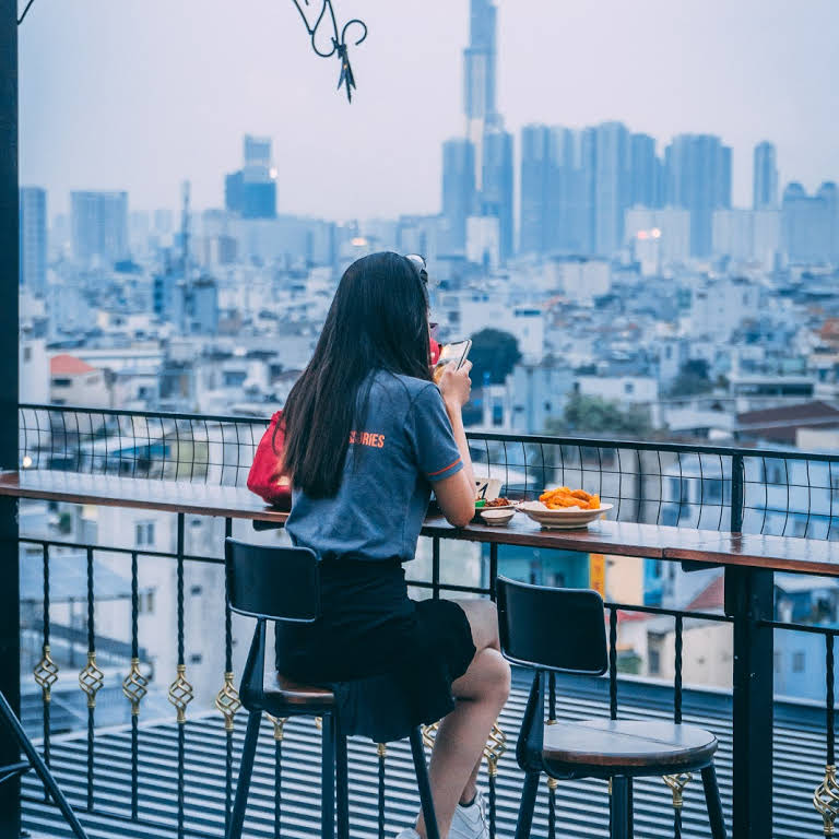 See the beauty of Saigon from above, visit 4 cafes in Binh Thanh, Saigon