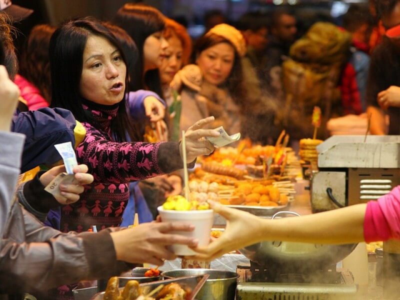Khám phá các khu phố ẩm thực trong tour du lịch Hồng Kông