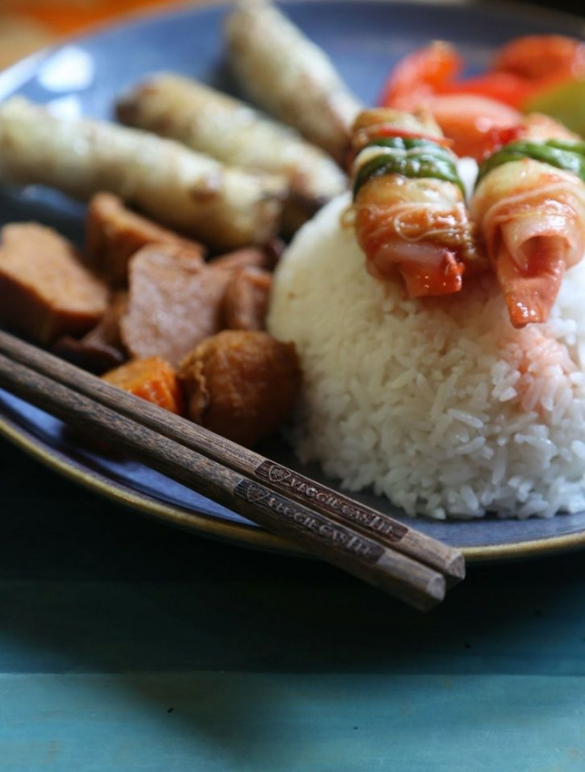 delicious restaurant in hanoi, vegetarian restaurant, top 5 vegetarian restaurants and bars in hanoi