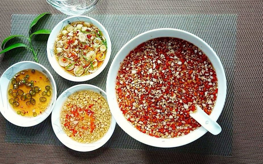 cooking tips, make fish sauce, smart cooking tips, how to, how to make fish sauce so that garlic and chili always float on the surface like outside