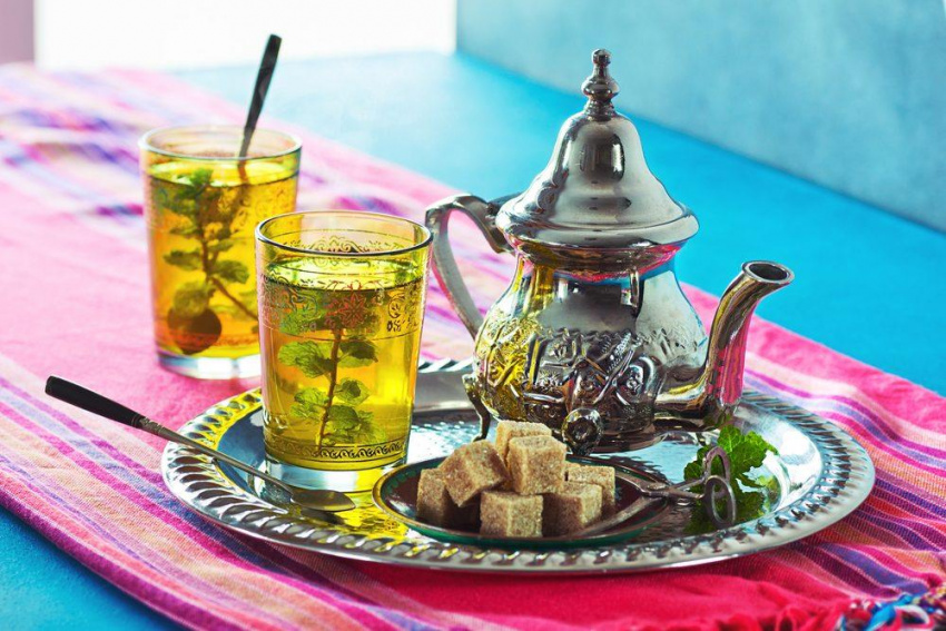 Du lịch Maroc nhâm nhi những ly trà bạc hà