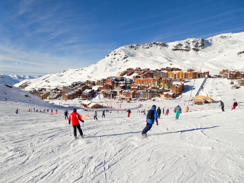 tour du lịch pháp trải nghiệm trượt tuyết mùa đông