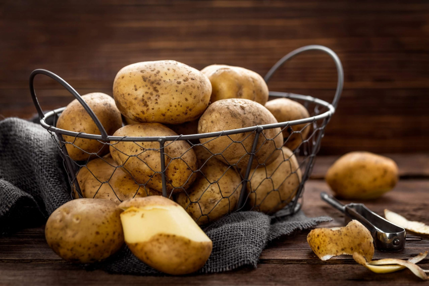 potato, potato preservation, sprouted potatoes, tips to help you preserve potatoes longer, not sprouting
