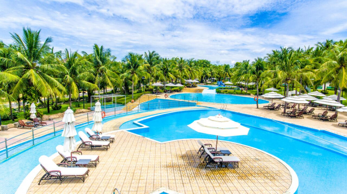 family travel, family travel resort, melia danang resort, sam tuyen lam, sea links beach resort & golf, pocket 3 resorts with beautiful views, affordable prices, suitable for family vacations