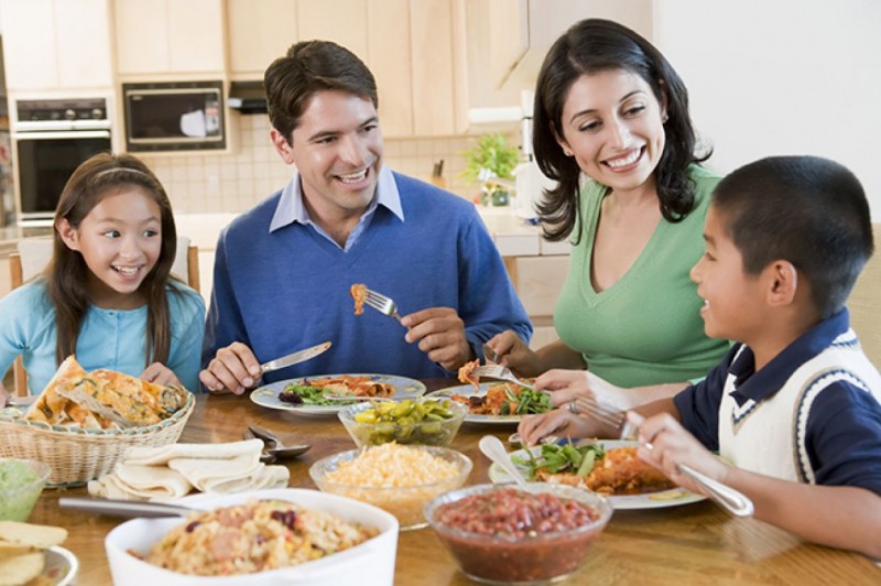 10 bí quyết trị biếng ăn ở trẻ hiệu quả tại nhà