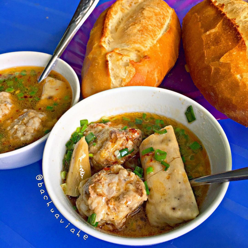 Banh mi shumai – the perfect breakfast in Da Lat’s style