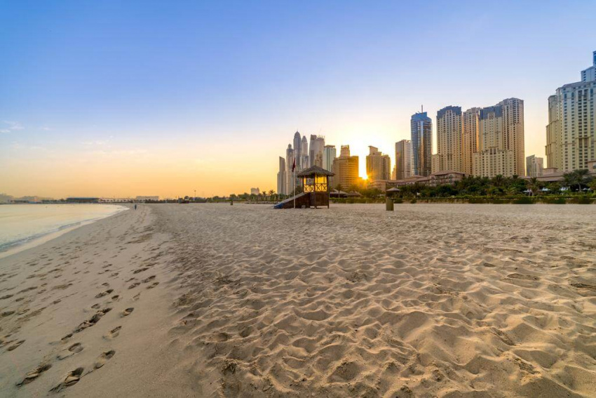 Top những bãi biển đẹp ở Dubai vào mùa Hè