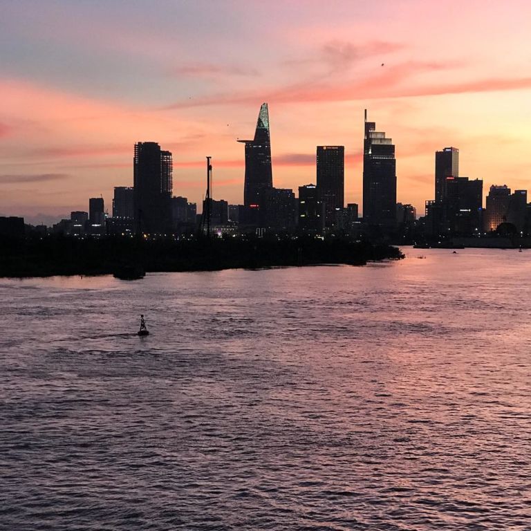 places to watch the sunset in saigon, sunset, sunset in saigon, watch the sunset in saigon, 5 places to fully watch the romantic sunset in saigon