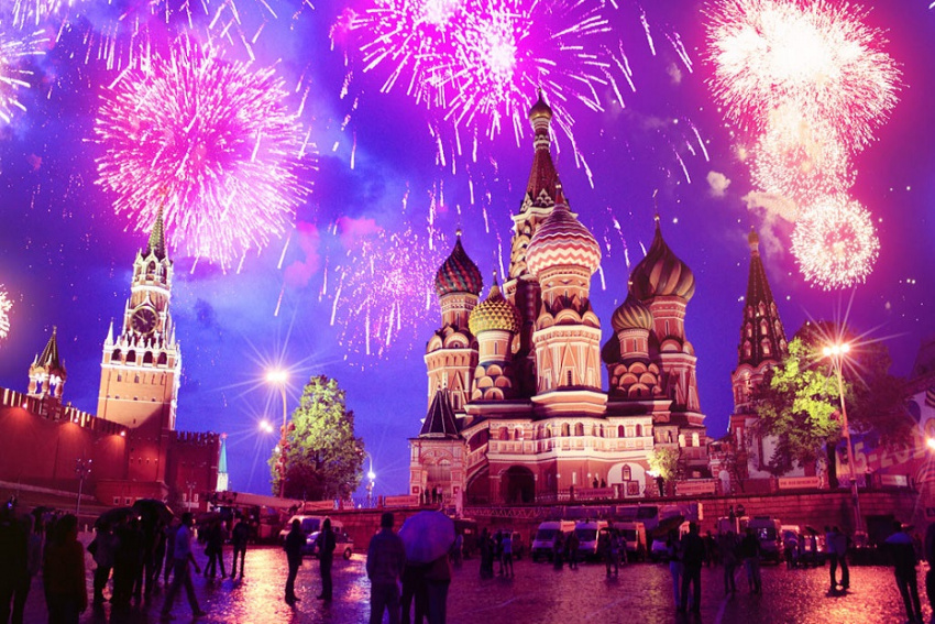 Hành trình du lịch Nga tham gia lễ hội: Cánh buồm đỏ thắm nước Nga