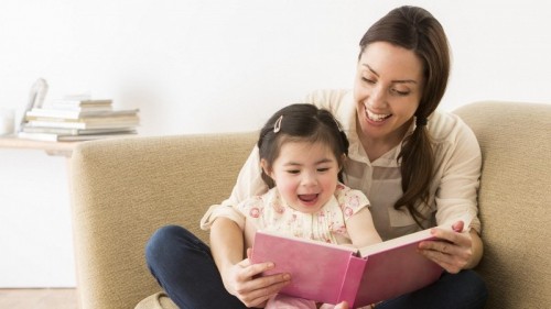 10 lợi ích của việc đọc sách cùng con cha mẹ nên biết