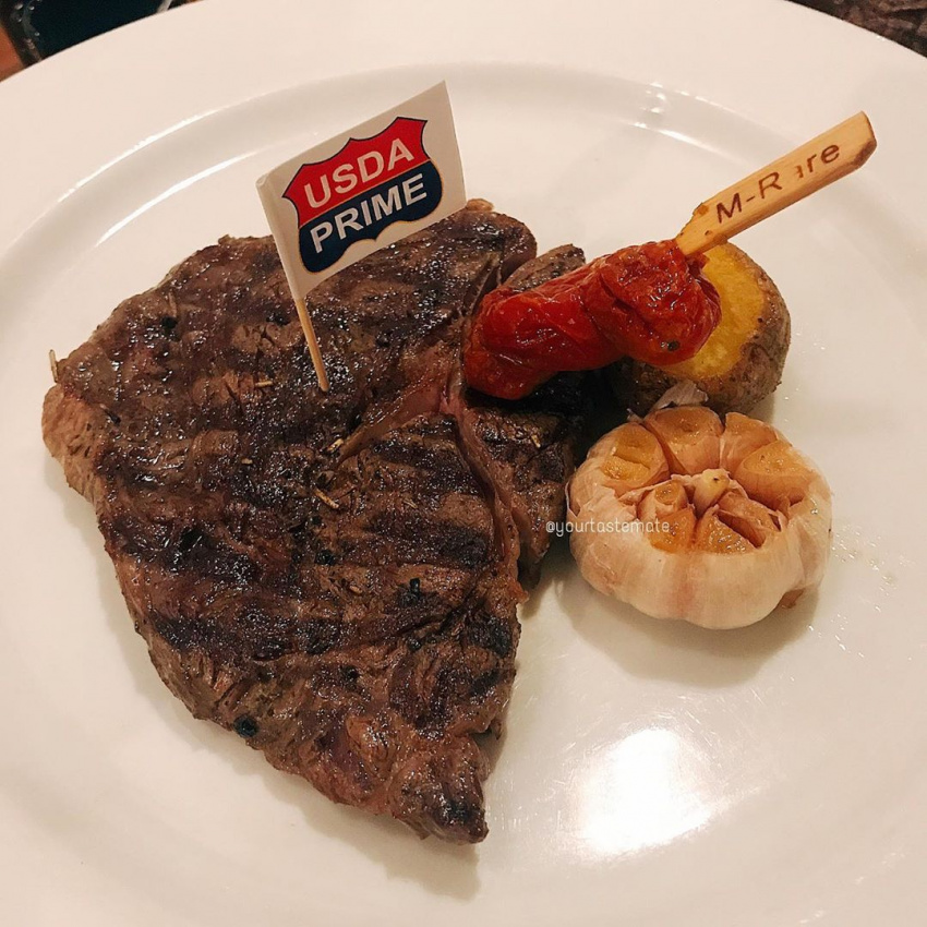 beefsteak, casual restaurant in hanoi, gifts 10/20, high-class restaurant in hanoi, vietnamese women's day october 20, 3 beefsteak addresses from high-end to affordable to invite girlfriends on 10/20