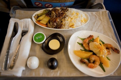 10 hãng hàng không cung cấp bữa ăn ngon nhất thế giới