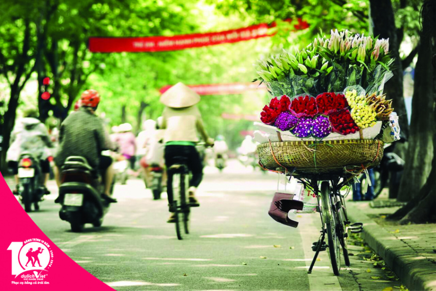 du lịch hà nội – những chiếc xe đạp chở cả mùa hoa