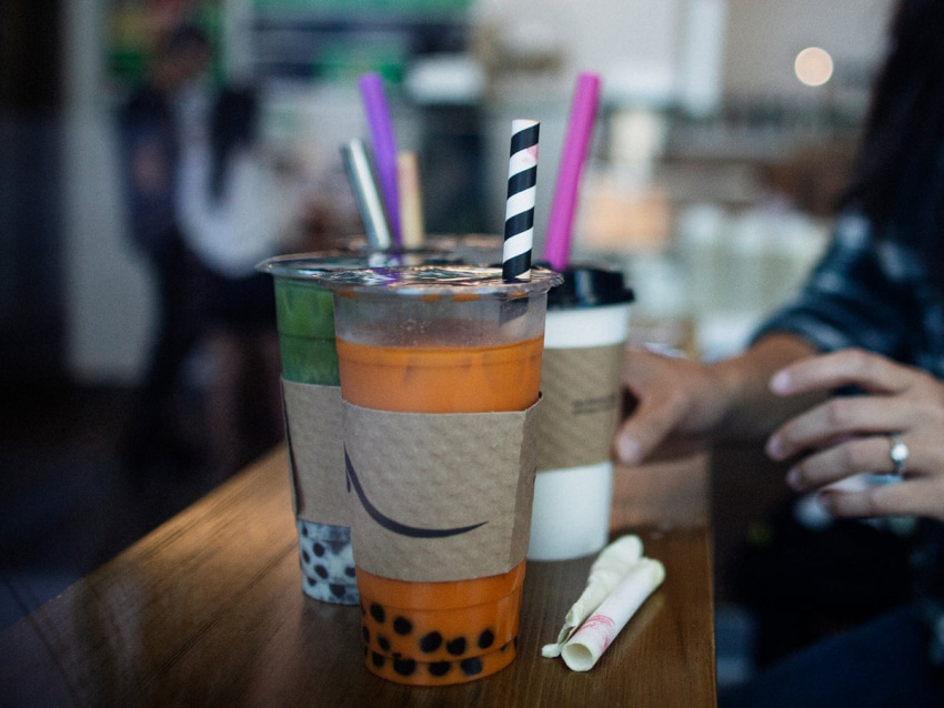 how to plug in a milk tea straw, smart consumption tips, how to, how to properly plug in a milk tea straw to eat all the pearls