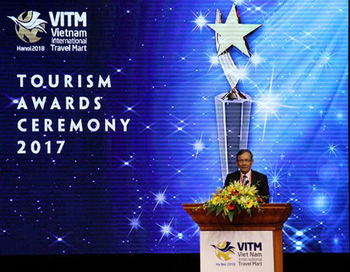 Du Lịch Việt 6 năm liền được vinh danh tại lễ tôn vinh các danh hiệu du lịch